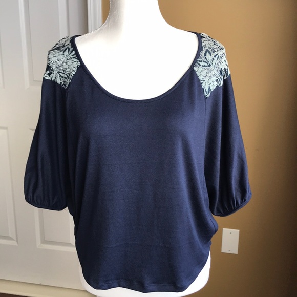 Wet Seal Tops - 3/$15 Wet seal blue embroidered crop top